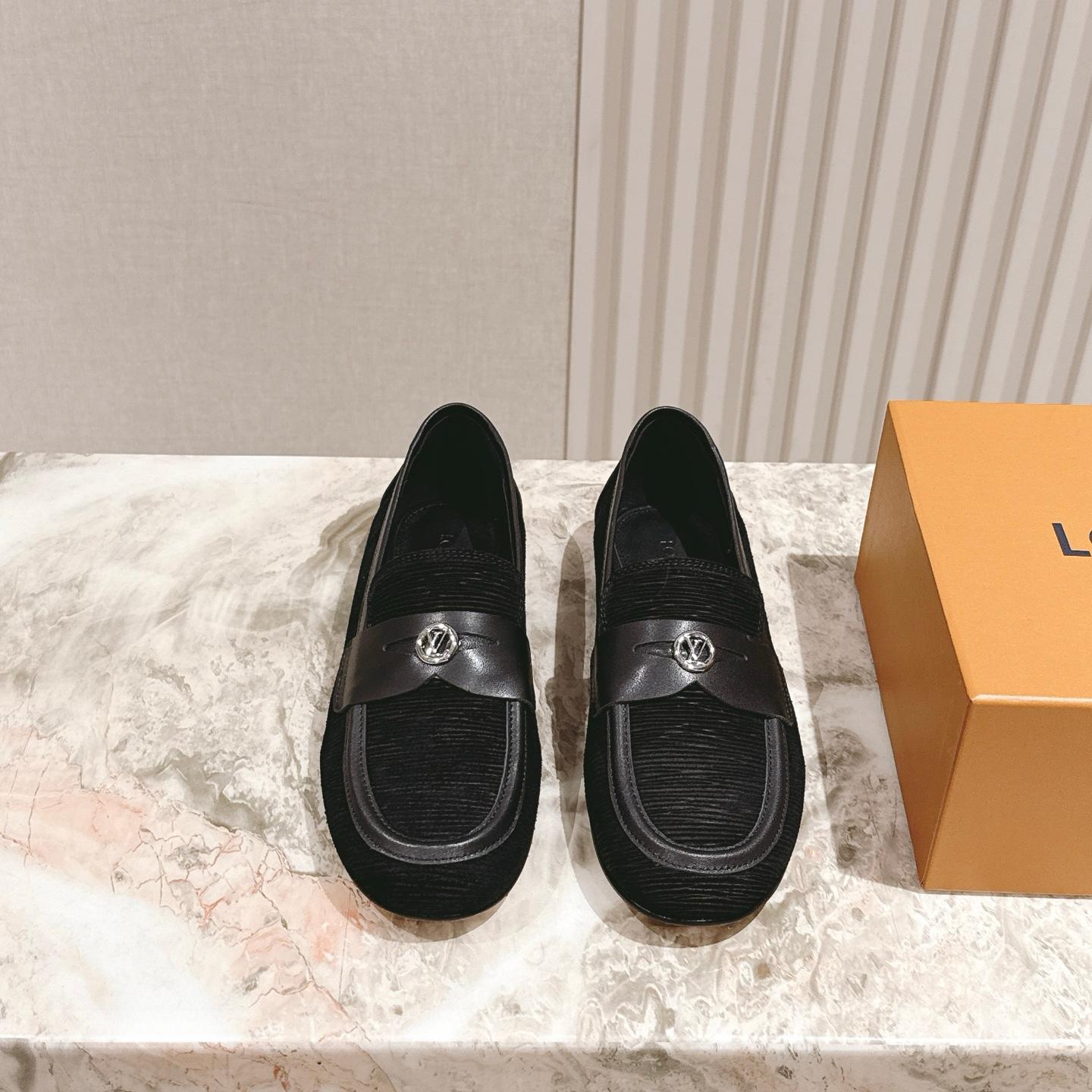 【洗練されたデザイン♪】Louis Vuitton ソーホー ローファー ソーホー ローファー ｜ルイ・ヴィトン 公式サイト - 1AGXCH