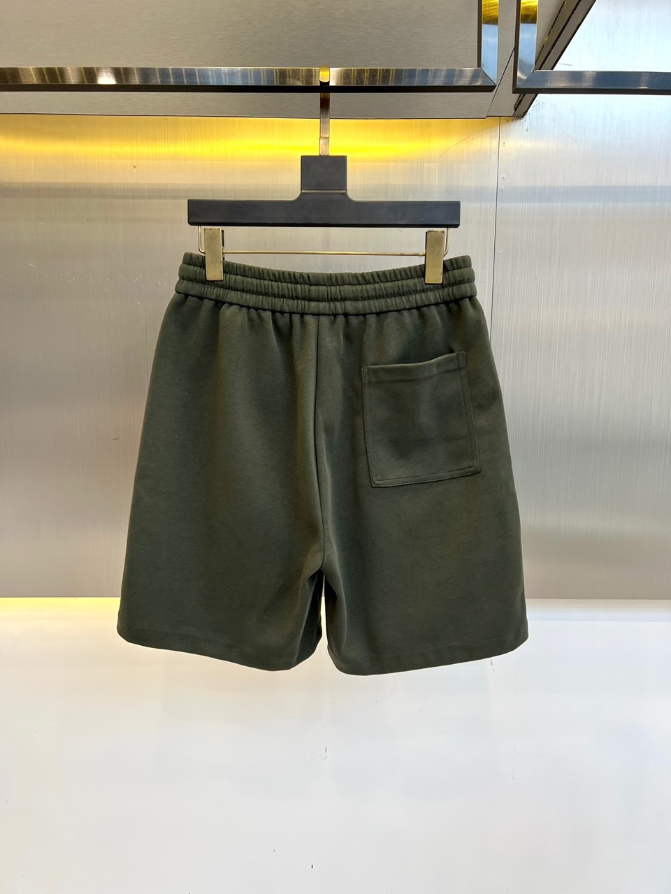 定番 カジュアル ショートパンツ ルイ・ヴィトン パンツ 偽物