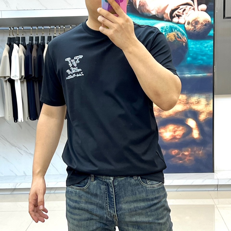 【シンプルお洒落♪】ルイヴィトン★クルーネック Tシャツ シンプル 合わせやすい クルーネック ルイ・ヴィトン Tシャツ