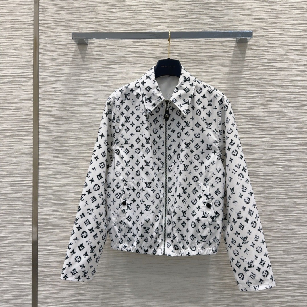 新作★Louis Vuitton★グラフィック ジップアップ ジャケット Graphic Monogram Zip-Up Jacket - Ready to Wear | Louis