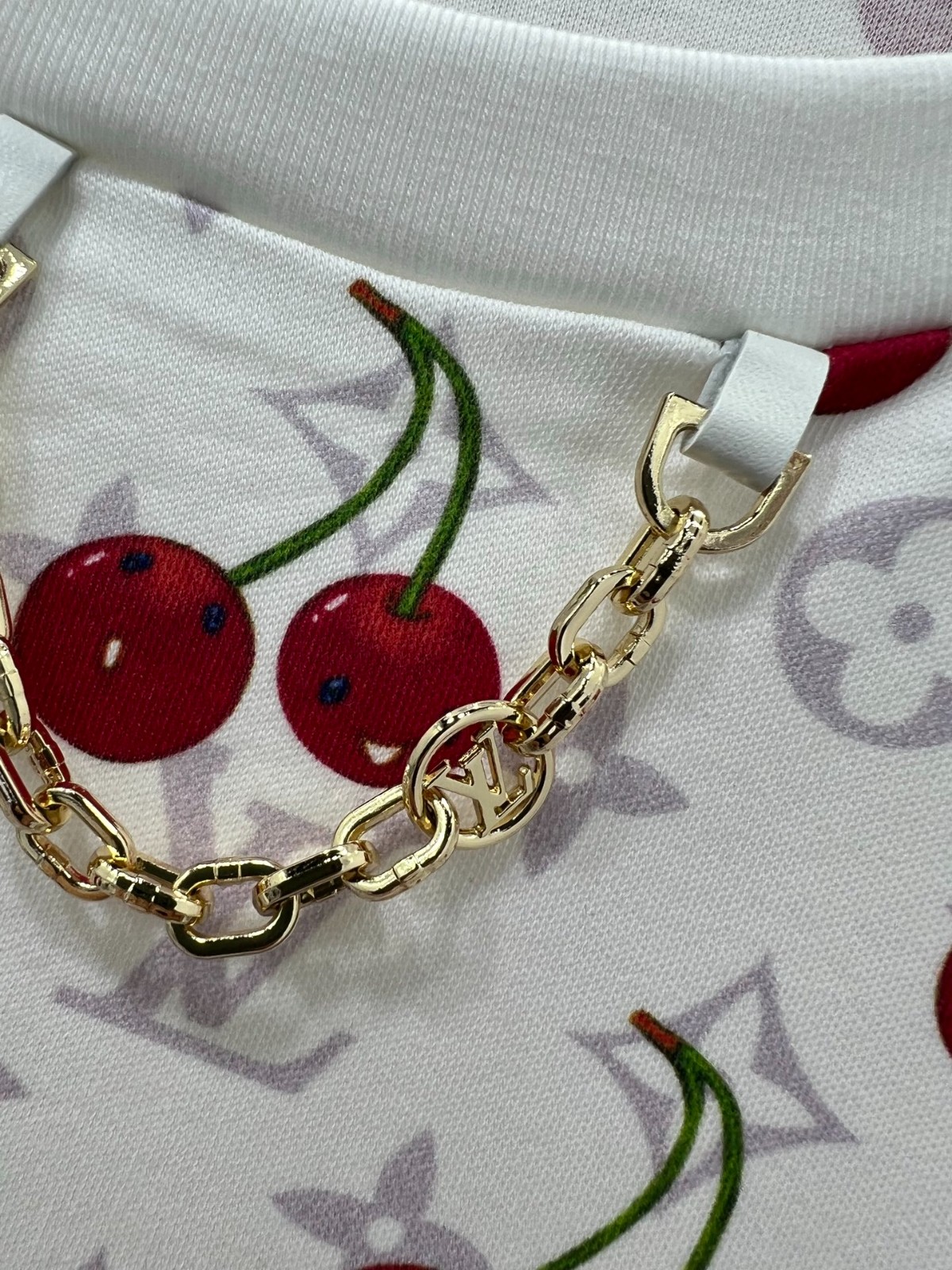 LV × TM チェリー Tシャツ ルイ・ヴィトン スーパーコピークルー