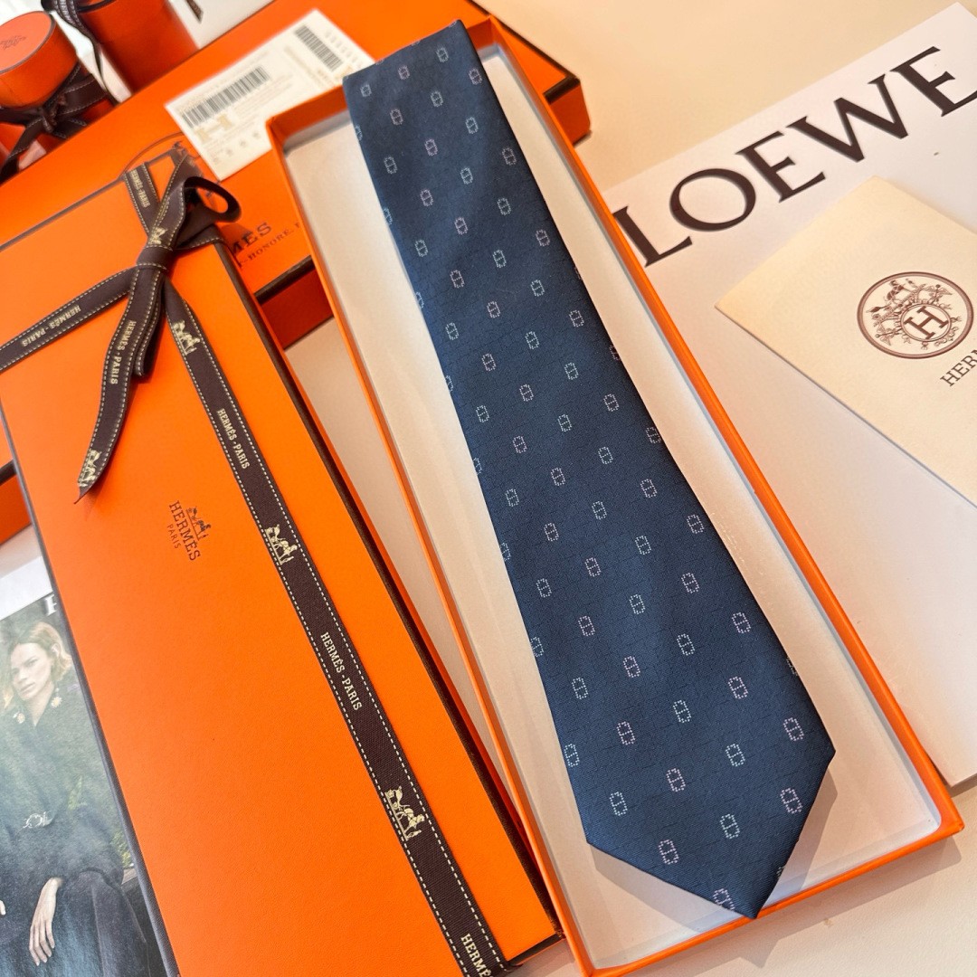 HERMES エルメス 未使用品 現行 ネクタイ マイヨン・ディヴェール H柄 マイヨン・ディヴェール シルクタイ エルメス ネクタイ 偽物 メンズ