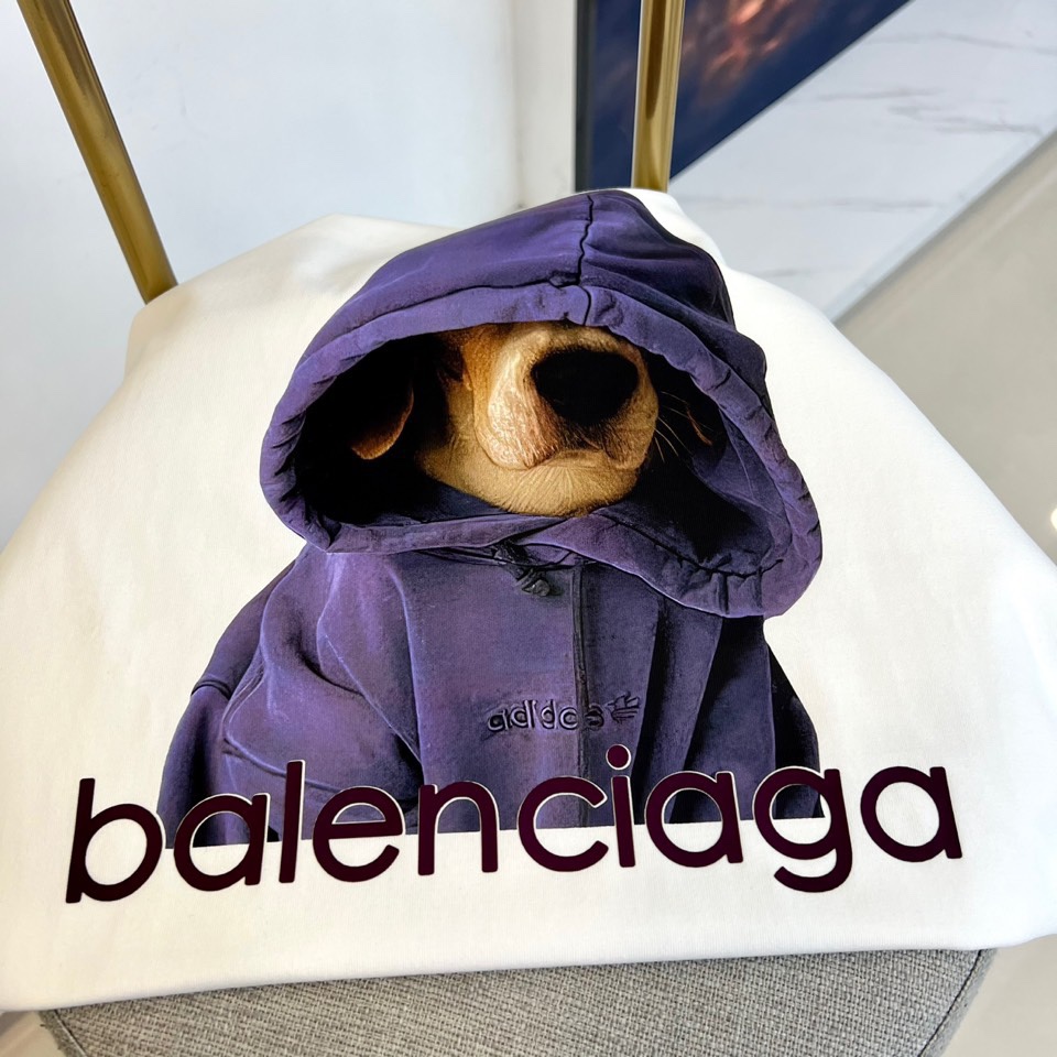 Balenciaga☆VIP価格  ロゴ プリント クルーネック T シャツ BALENCIAGA ウィメンズ Optical Tシャツ オーバーサイズ