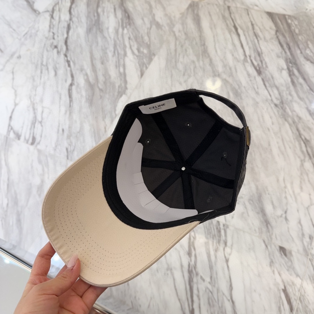 25FW コーデ万能☆【CELINE】トリオンフ ベースボールキャップ 人気商品♡】CELINE トリオンフ ベースボールキャップ (CELINE