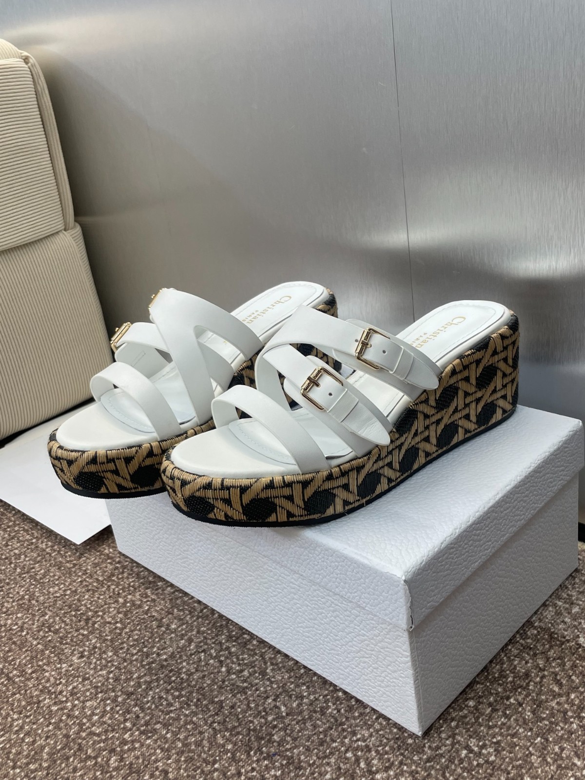 L'Amazone Dior ウェッジスライド ディオール サンダル スーパー