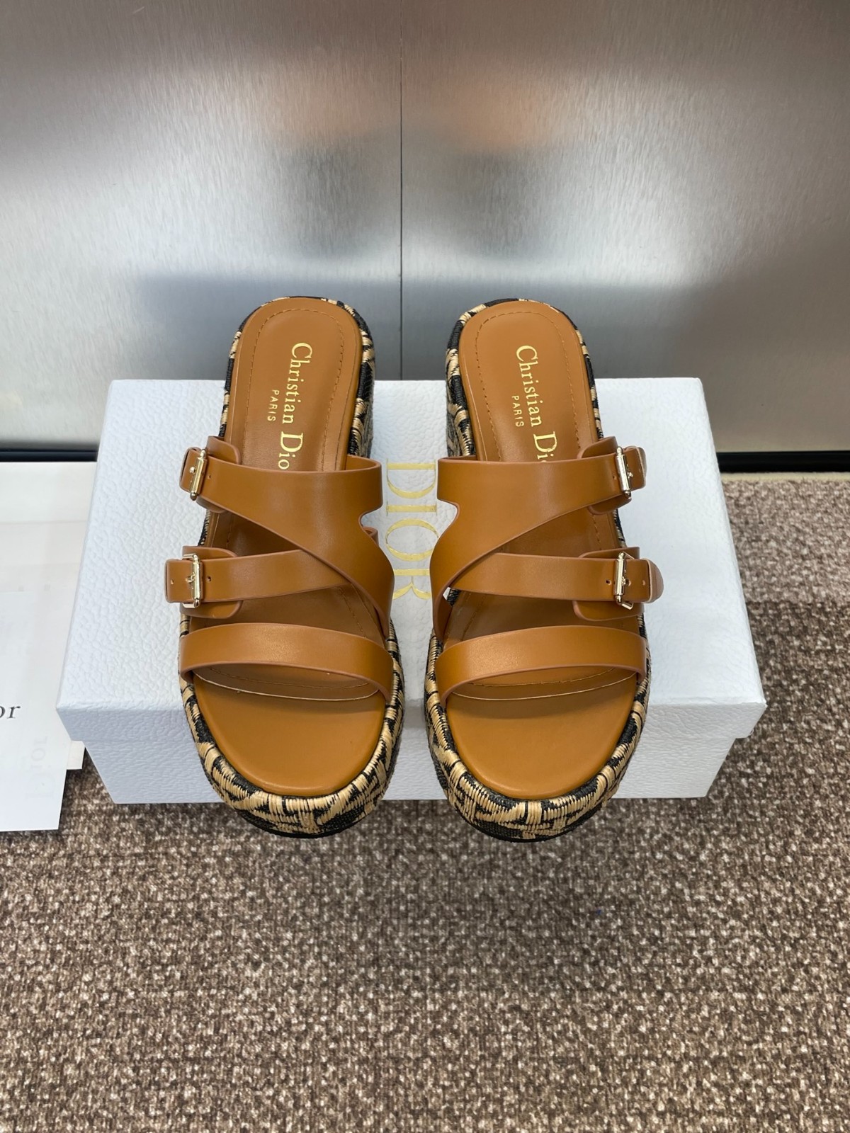 L'Amazone Dior ウェッジスライド ディオール サンダル スーパー