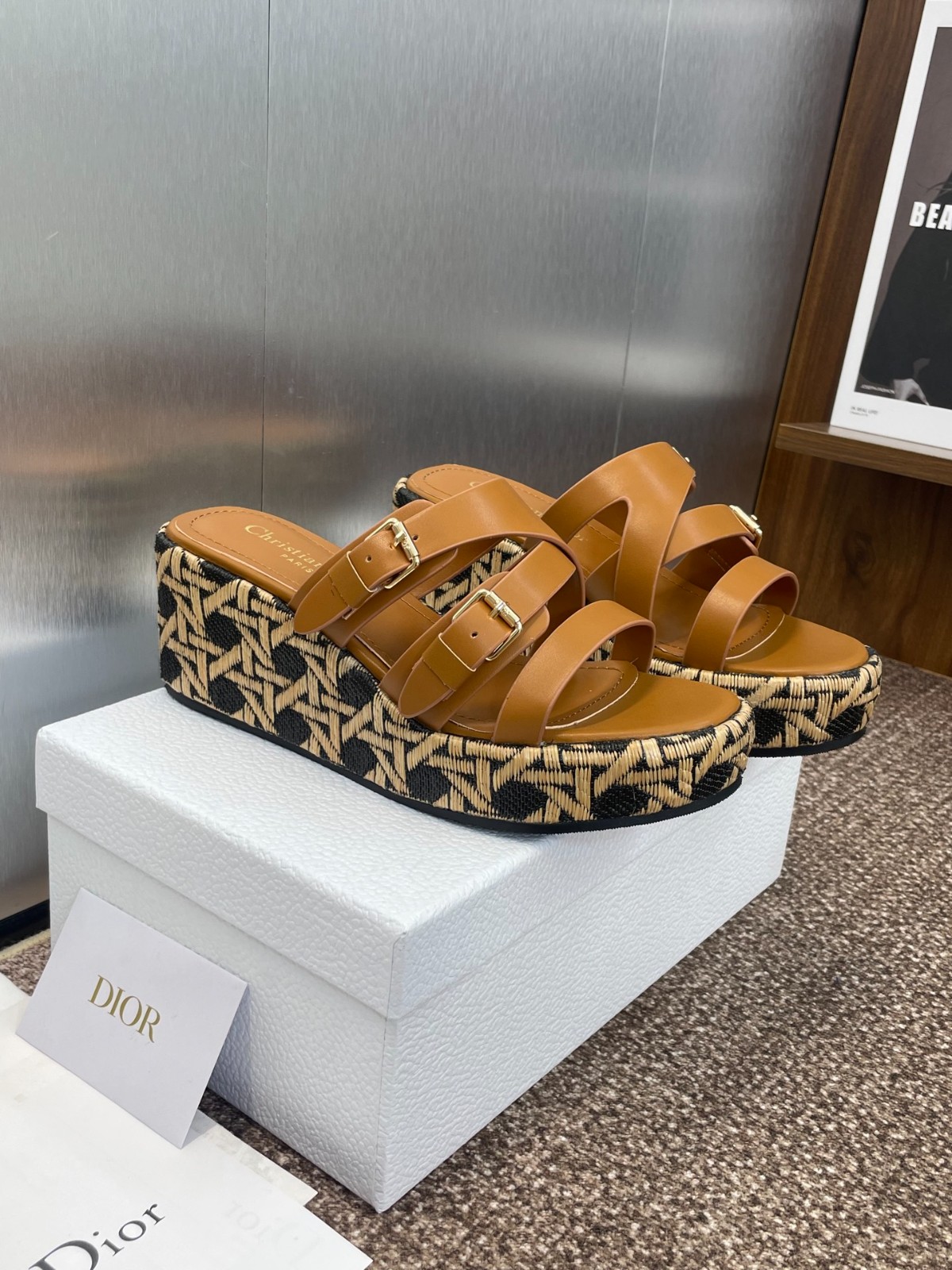 L'Amazone Dior ウェッジスライド ディオール サンダル スーパー