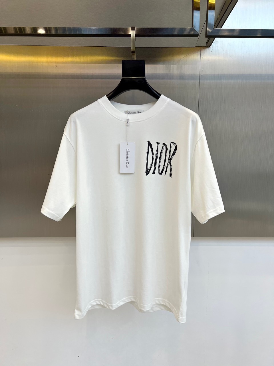 ChristianDior Tシャツ　半袖　ディオール　白　新品　タグ付き カジュアル ロゴプリント 半袖Tシャツ クリスチャン・ディオール