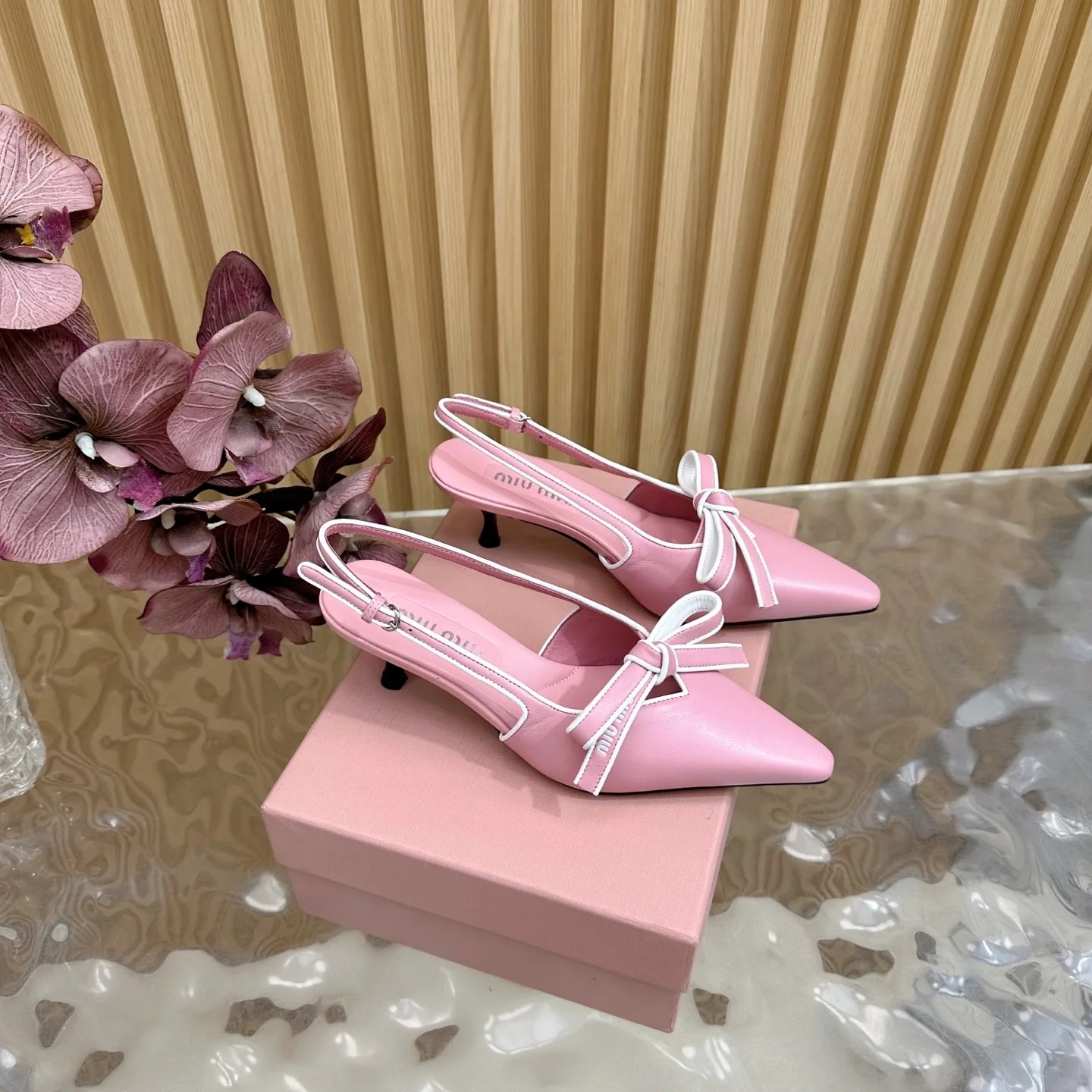 大人 可愛い スリングバックパンプス ミュウミュウ パンプス コピー ピンク 大人 可愛い スリングバックパンプス ミュウミュウ パンプス コピー ピンク