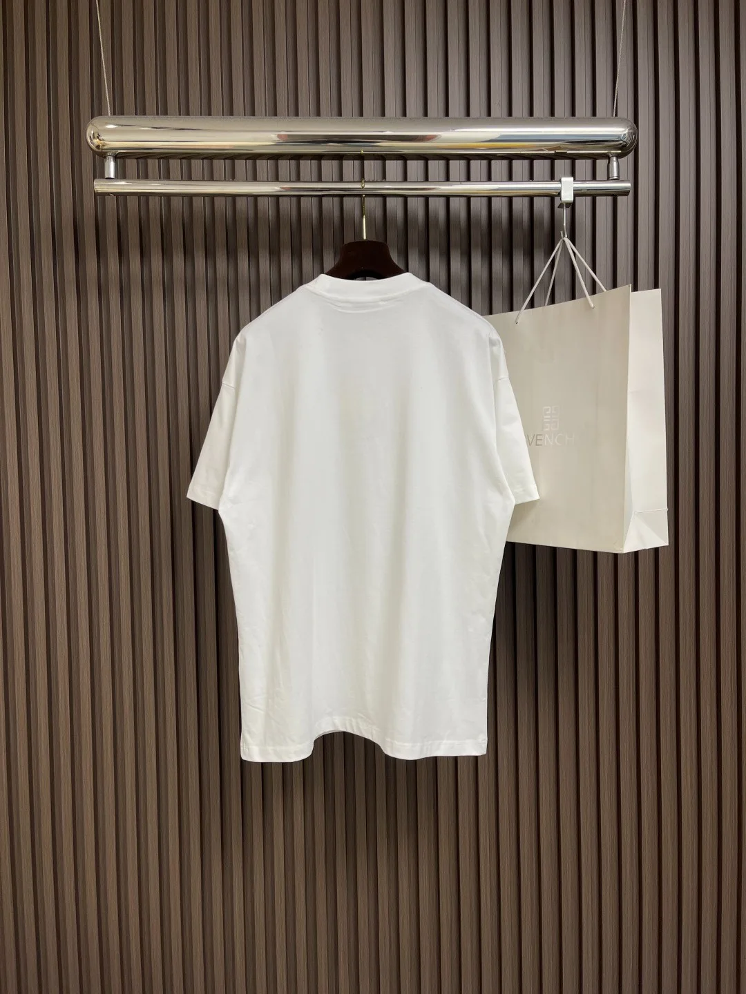 1754453167789966.jpg
