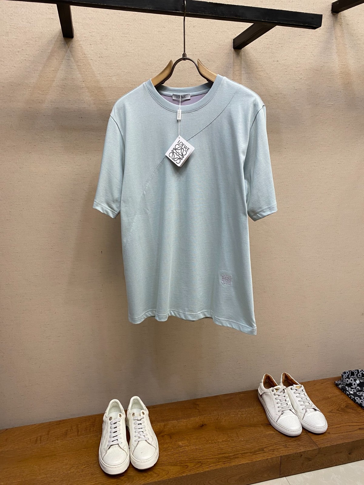 シンプル アナグラム クルーネック 半袖Tシャツ ロエベ Tシャツ 偽物 クルーネック