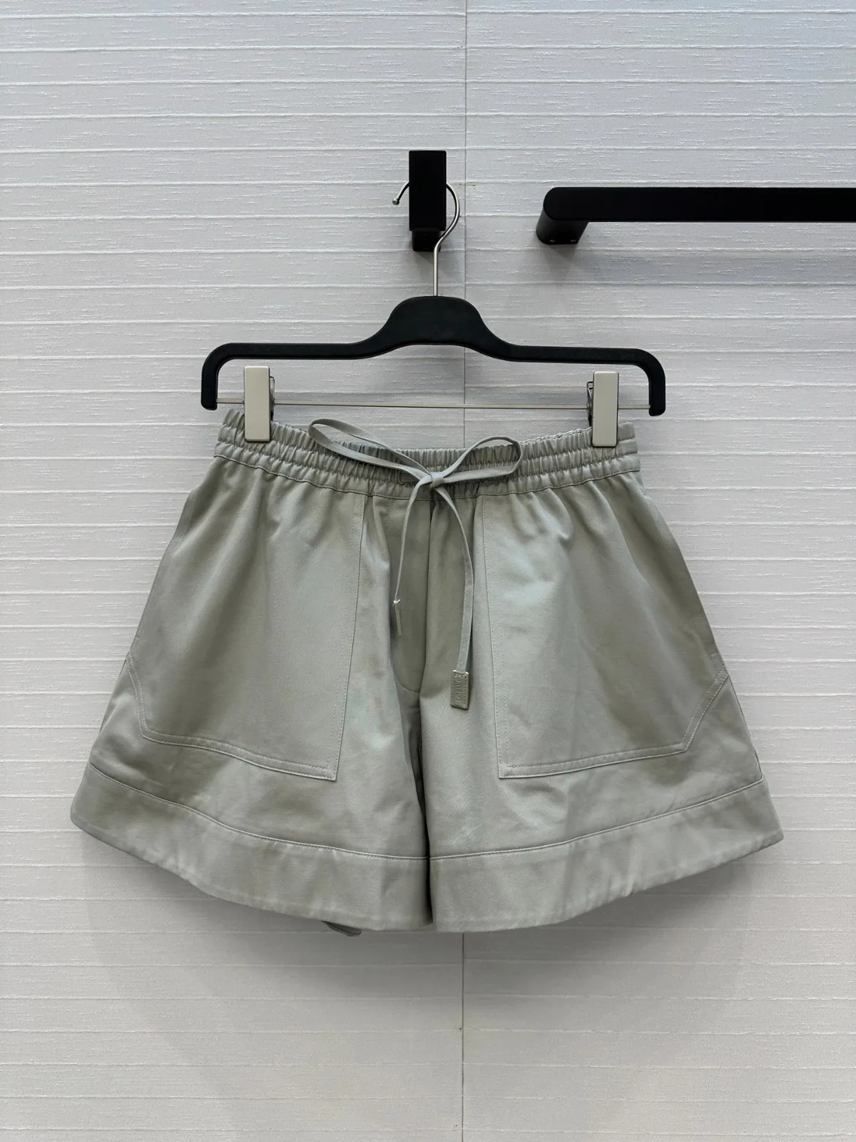 カジュアル 合わせやすい コットン ショーツ ロエベ パンツ コピー ショートパンツ カジュアル 合わせやすい コットン ショーツ ロエベ パンツ コピー ショートパンツ