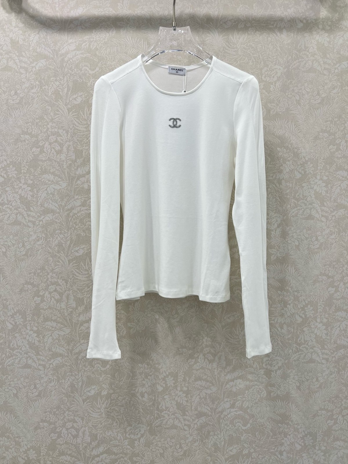 CHANEL 長袖Tシャツ 正規品】CHANEL シャネル Tシャツ 長袖 36 黒 未使用 紙袋付