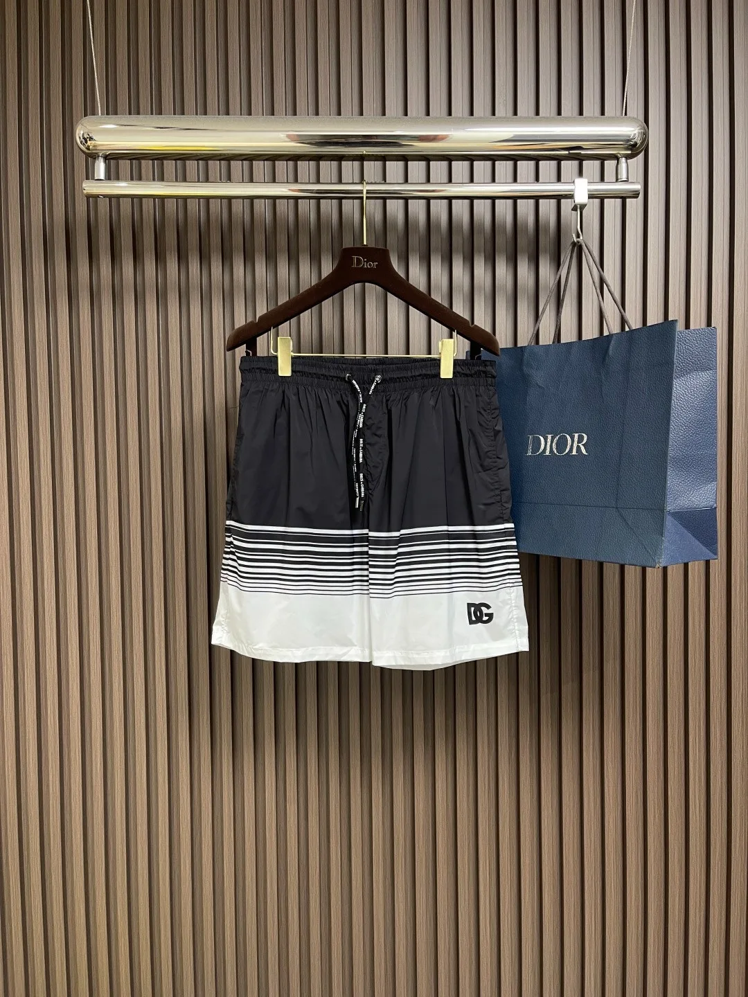 カジュアル 合わせやすい ショートパンツ ドルチェ&ガッバーナ パンツ 偽物 カジュアル 合わせやすい ショートパンツ ドルチェ&ガッバーナ パンツ 偽物