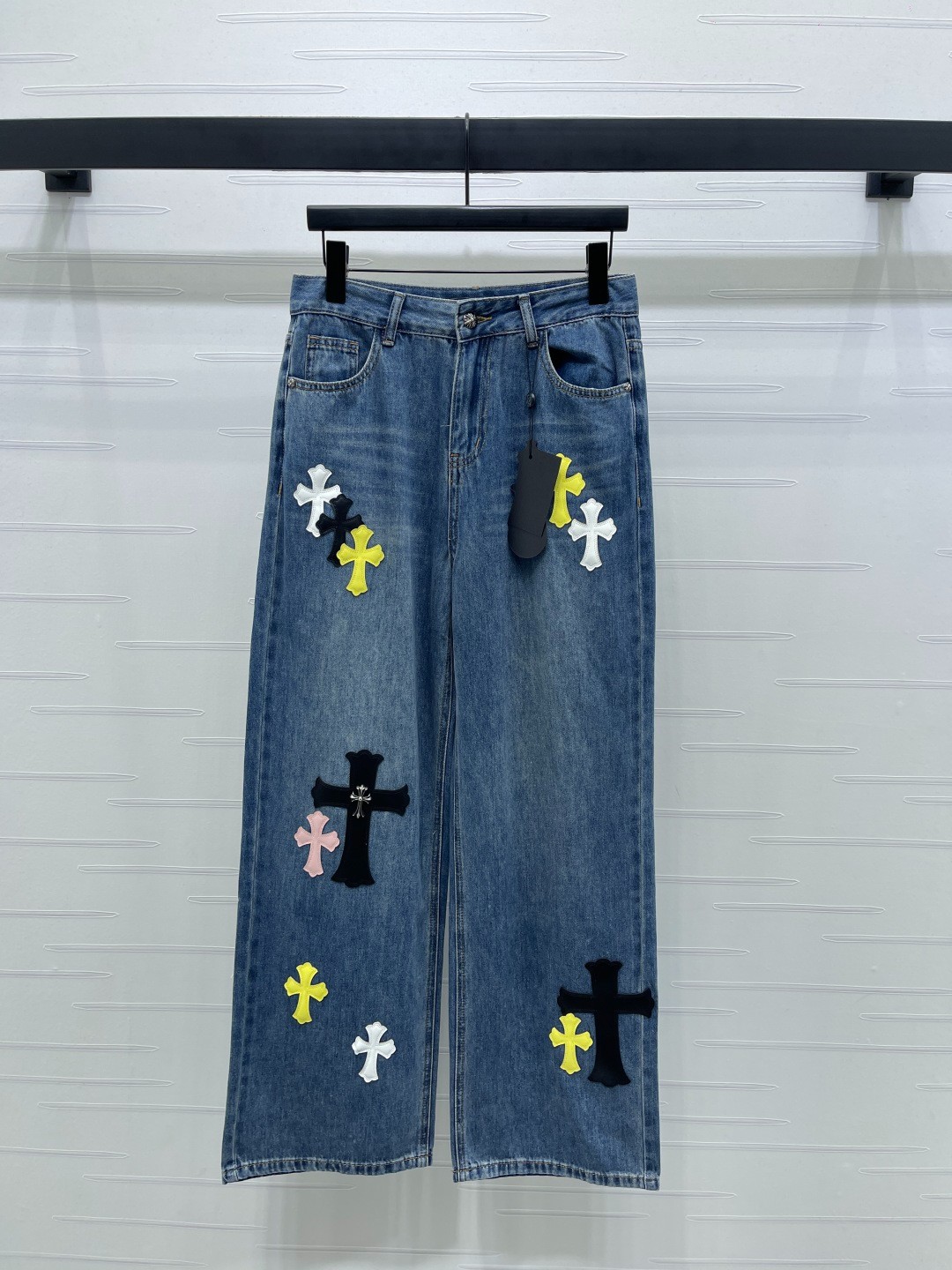 カジュアル クロスパッチ デニムパンツ クロムハーツ ジーンズ 偽物