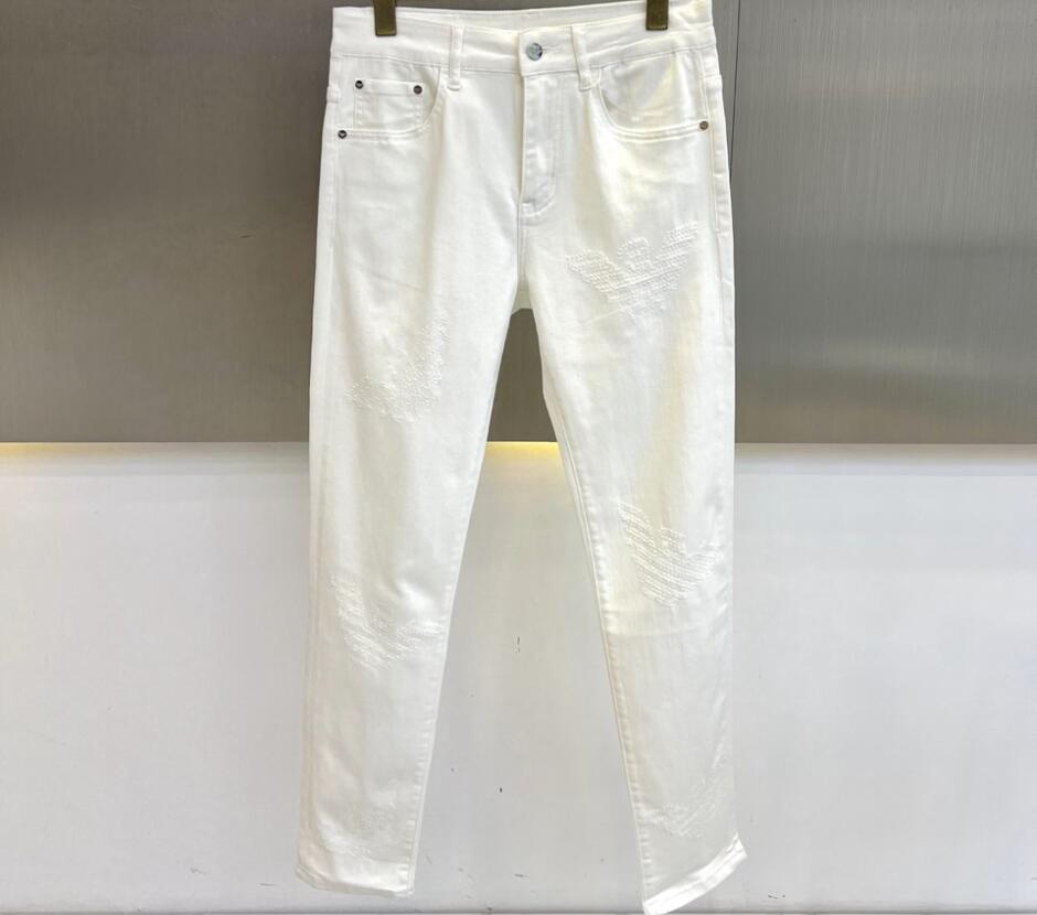 合わせやすい ストレッチ デニムパンツ アルマーニ ジーンズ 偽物 メンズ