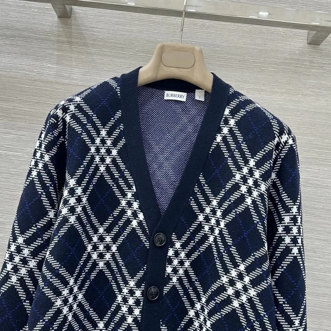 1756624484880707.jpg