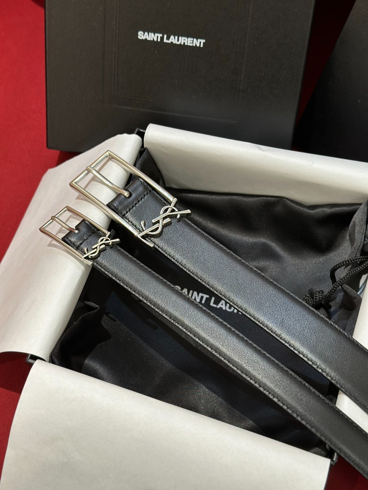 洗練された 合わせやすい YSL レザーベルト イヴ・サンローラン ベルト