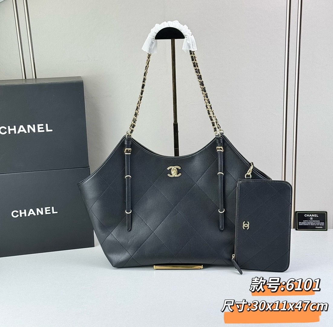 CHANEL トートバッグ  CCロゴ入り 大容量 エレガント トートバッグ CCロゴ シャネル バッグ コピー