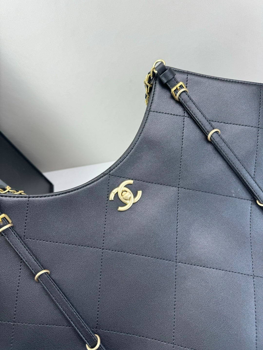 大容量 エレガント トートバッグ CCロゴ シャネル バッグ コピー