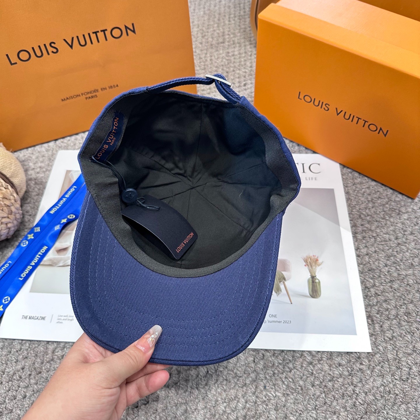 Louis Vuitton ロゴ入り ベースボールキャップ LOUIS VUITTON ルイヴィトン キャップ・オンリー LV キャップ