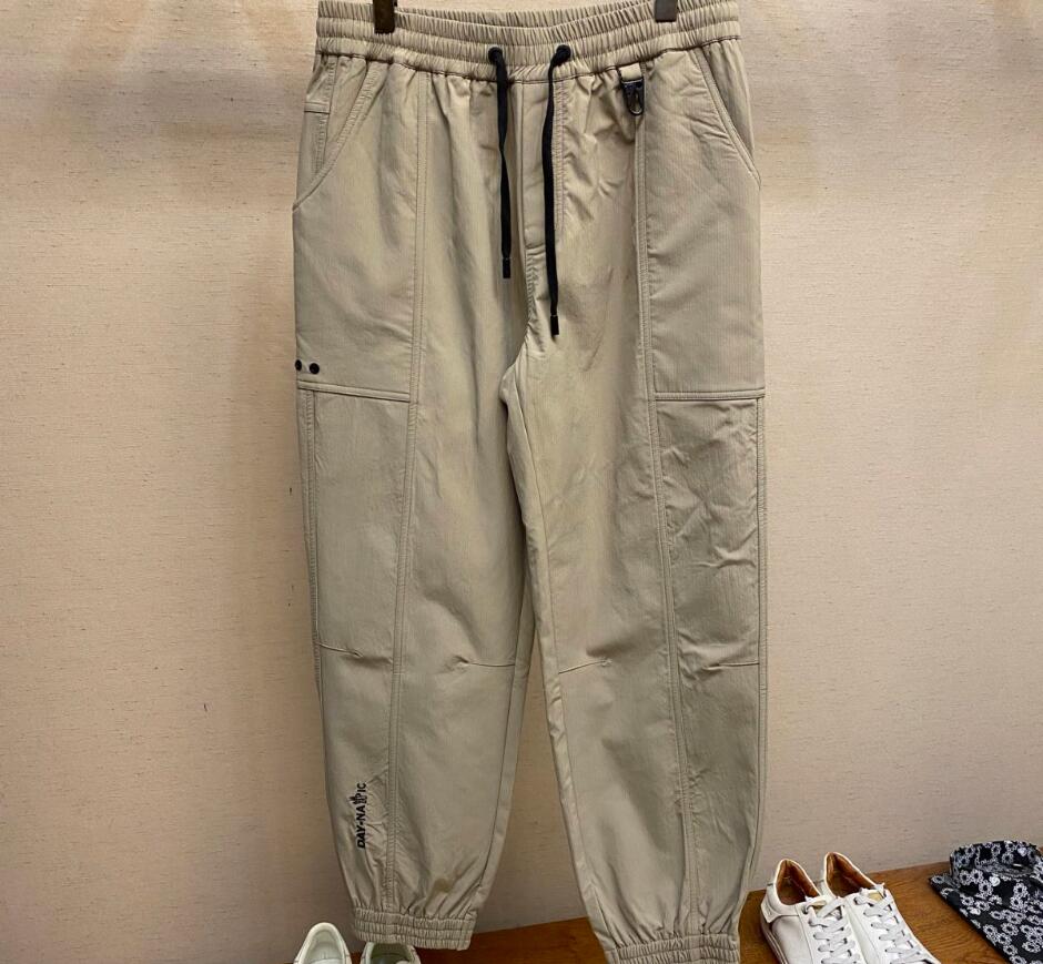 アウトドア カジュアル ロングパンツ モンクレール パンツ 偽物 カーキ アウトドア カジュアル ロングパンツ モンクレール パンツ 偽物 カーキ