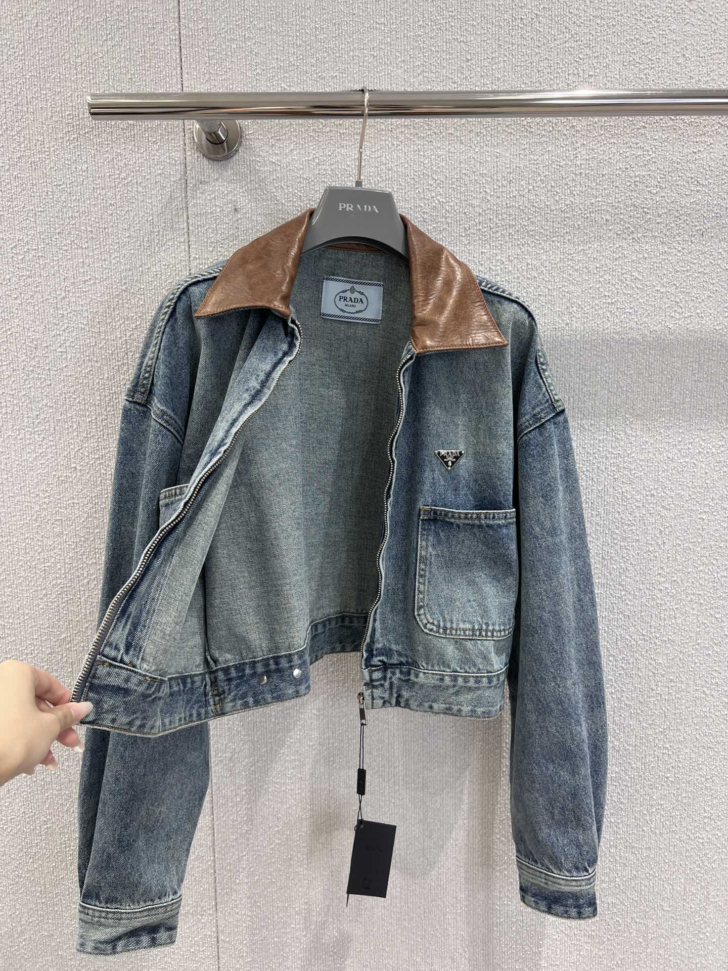 PRADA ブラックデニム ブルゾン Gジャン ロゴ 三角ロゴプレート プラダ