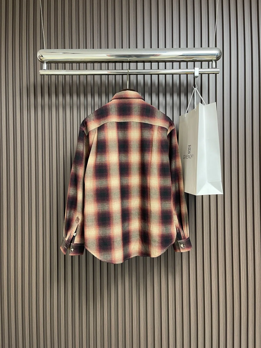 1759826713865273.jpg