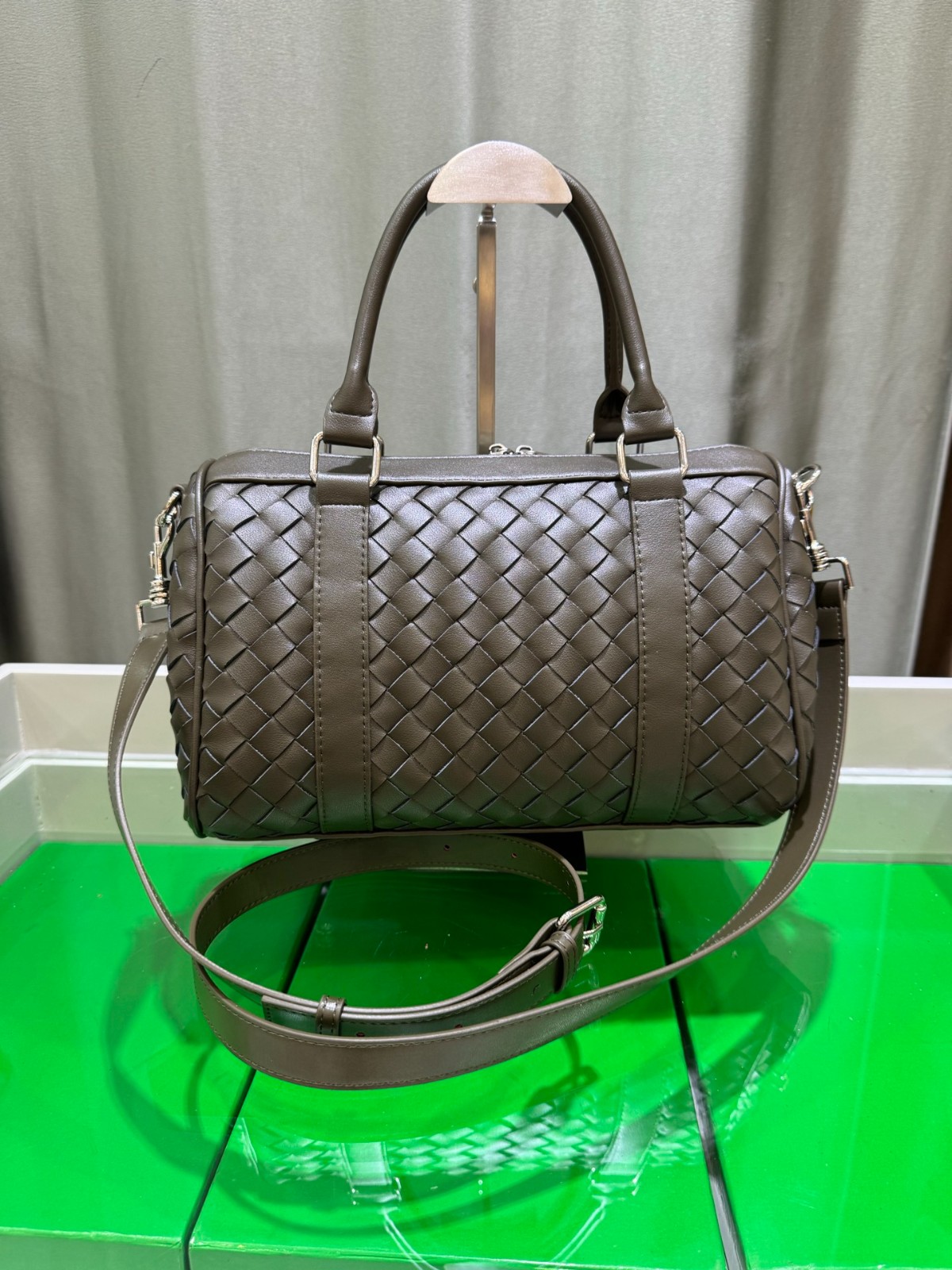 BOTTEGAVENETA ボッテガヴェネタ ボストンバッグ イントレチャート BOTTEGA VENETA(ボッテガヴェネタ)】イントレチャート ミニ