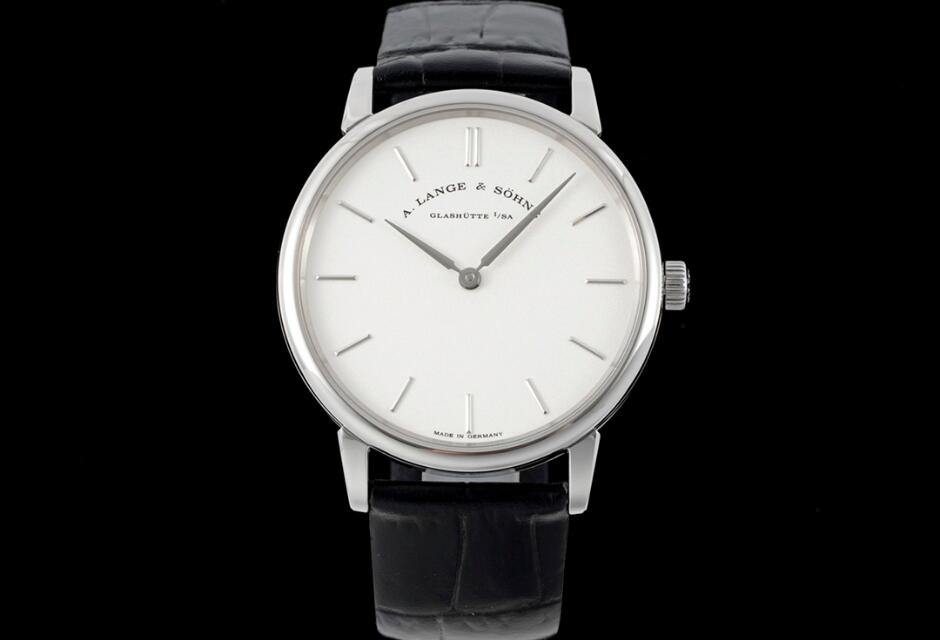 エレガント A.ランゲ&ゾーネ サクソニア・フラッハ 39mm スーパーコピー ウォッチ