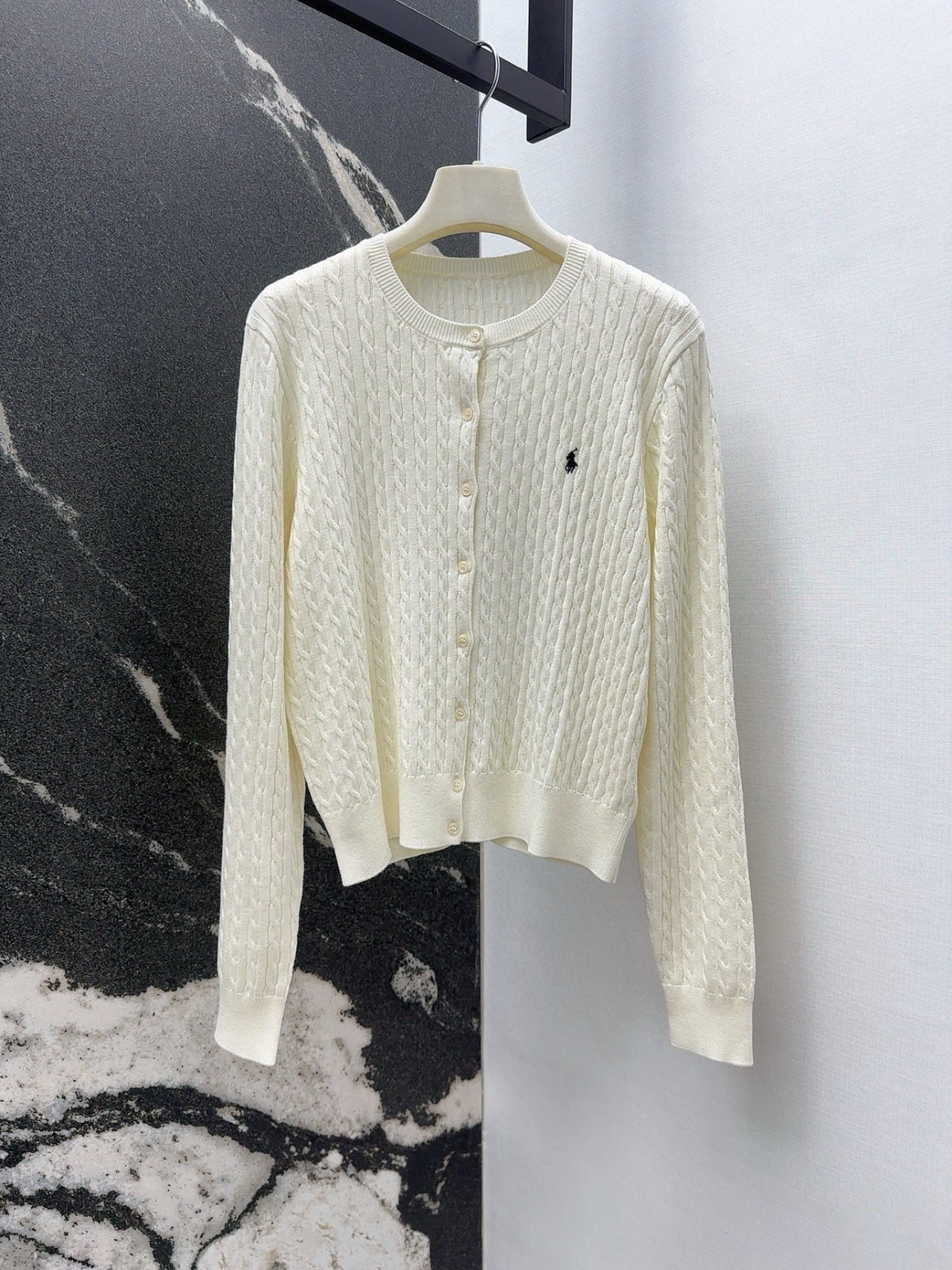 ラルフローレン　ホワイト ケーブル編み カーディガン クラシック ケーブル編み クルーネック カーディガン ラルフ