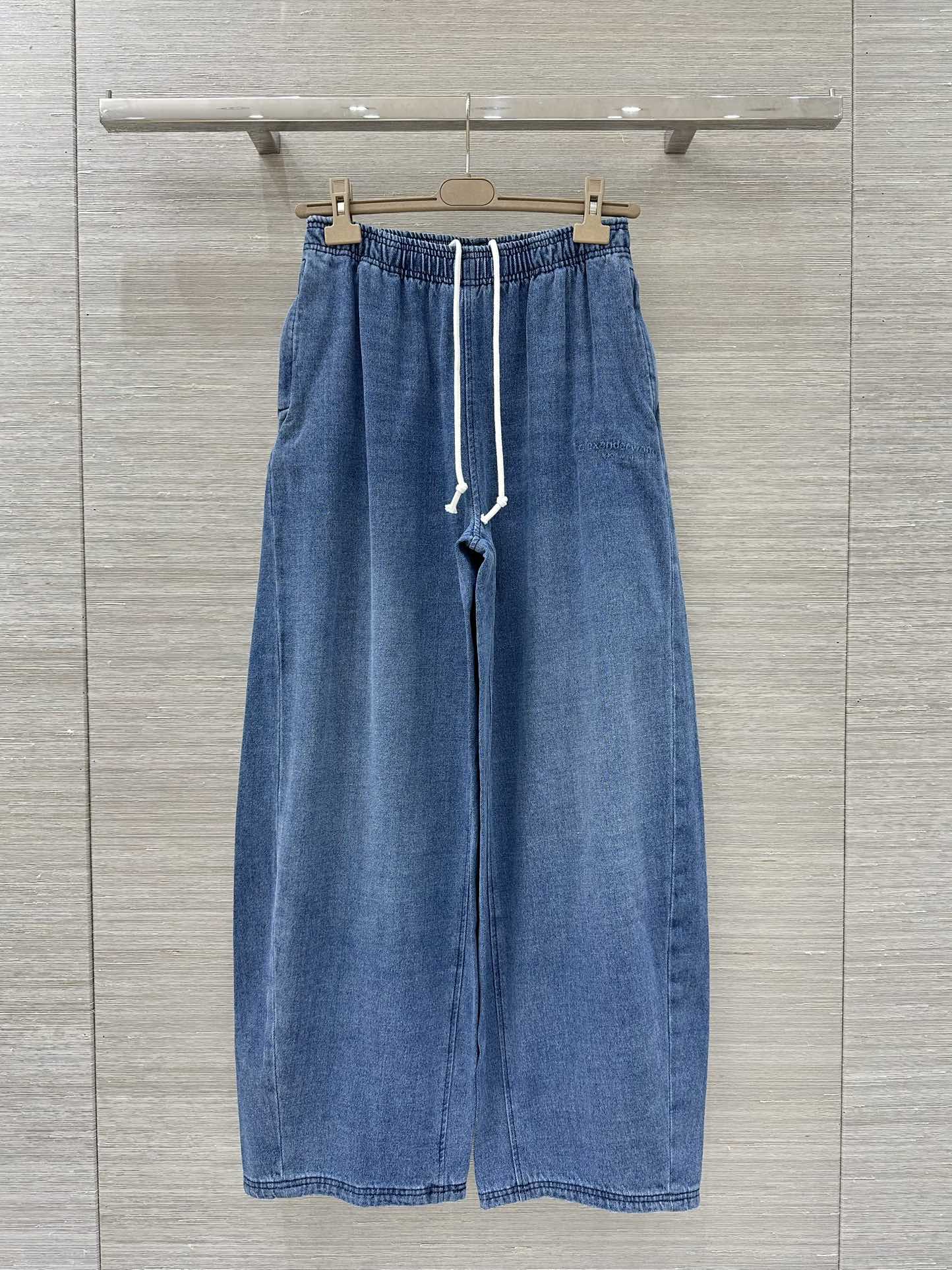 カジュアル リラックス デニムパンツ アレキサンダーワング ジーンズ コピー ブルー カジュアル リラックス デニムパンツ アレキサンダーワング ジーンズ コピー ブルー