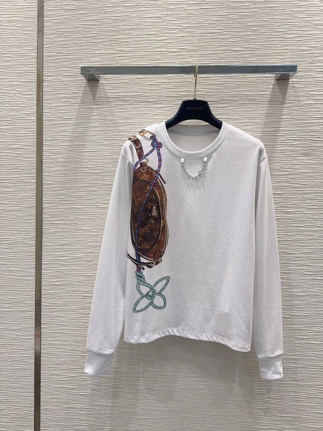 キープイット プリント ロングスリーブTシャツ ルイ・ヴィトン Tシャツ コピー ホワイト キープイット プリント ロングスリーブTシャツ ルイ・ヴィトン Tシャツ コピー ホワイト