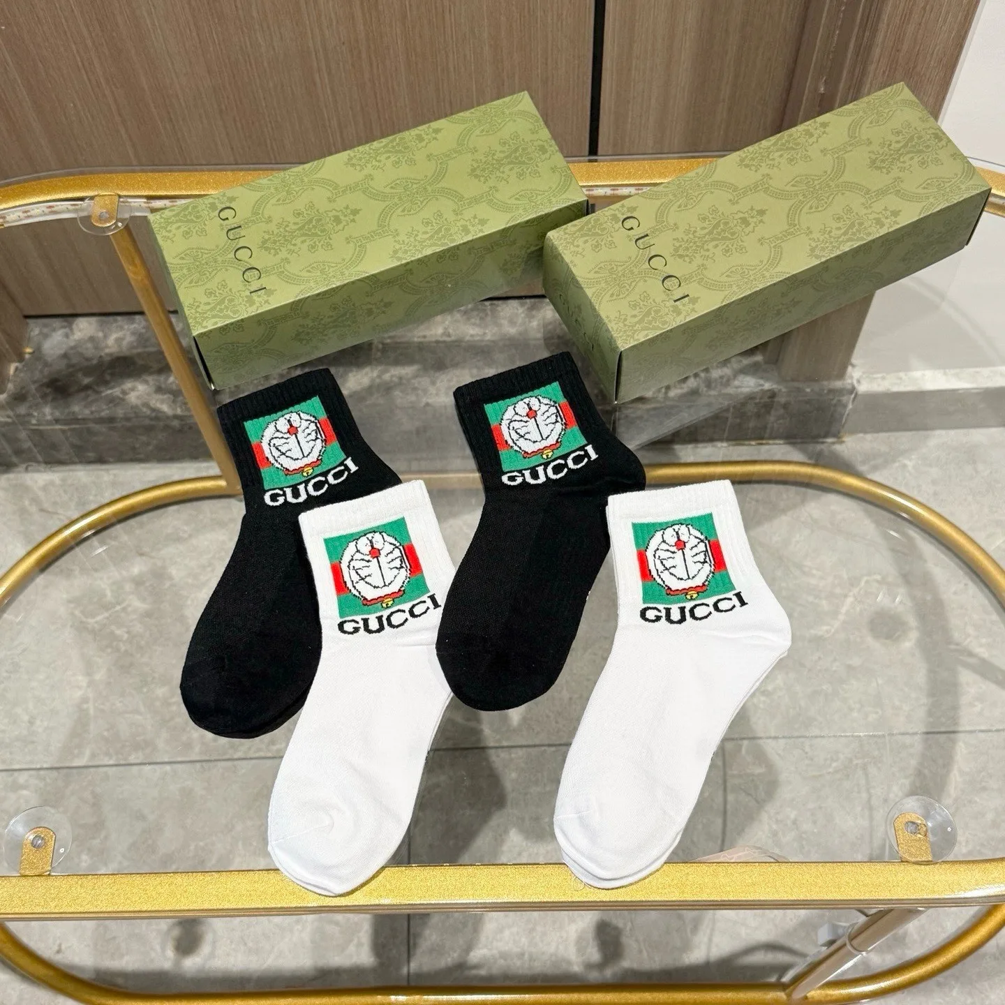Gucci × ドラえもん 4足セット ソックス グッチ 靴下 偽物 合わせやすい Gucci × ドラえもん 4足セット ソックス グッチ 靴下 偽物 合わせやすい