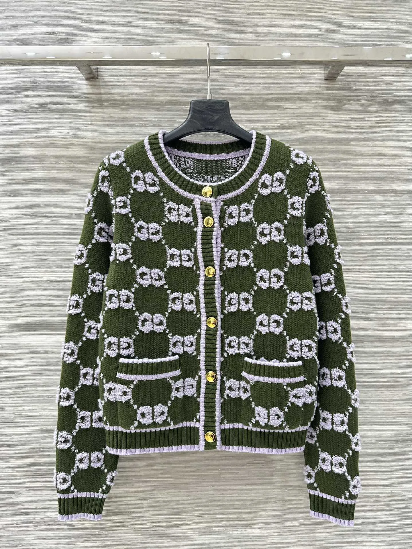 GG ウール カーディガン グッチ ニット 偽物 クルーネック グリーン GG ウール カーディガン グッチ ニット 偽物 クルーネック グリーン