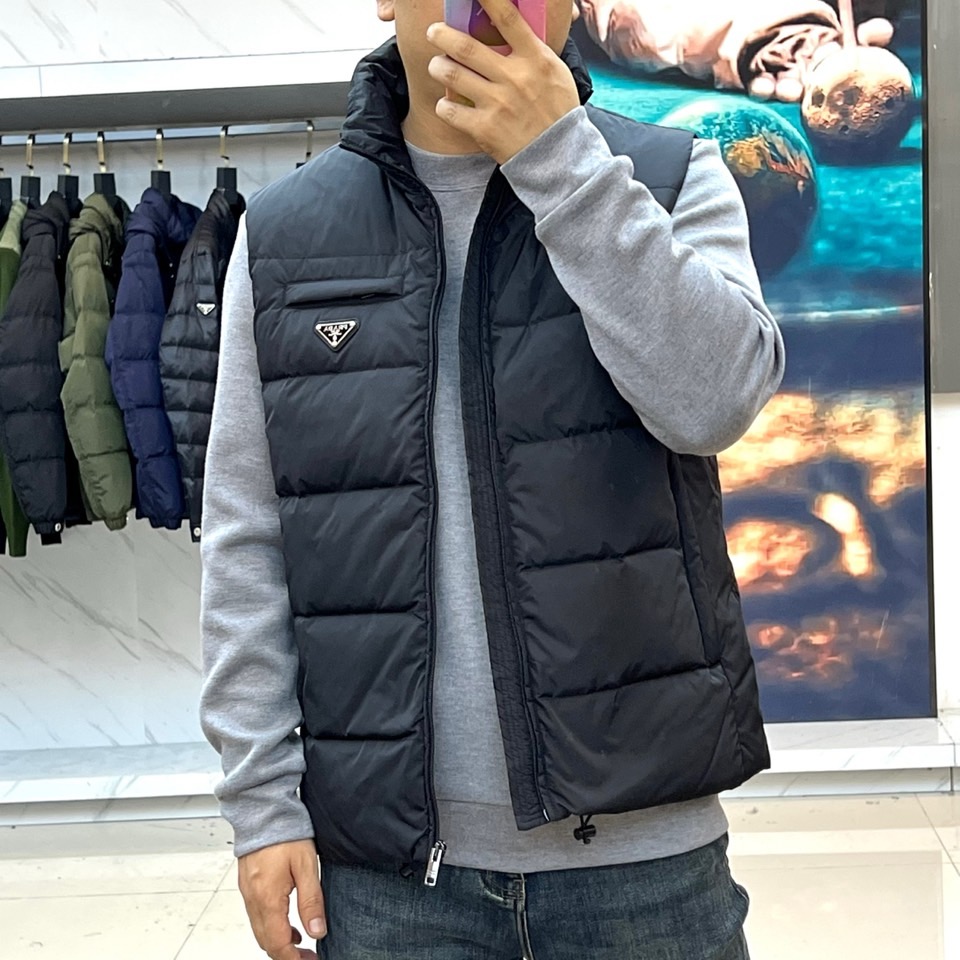 1762253563758241.jpg
