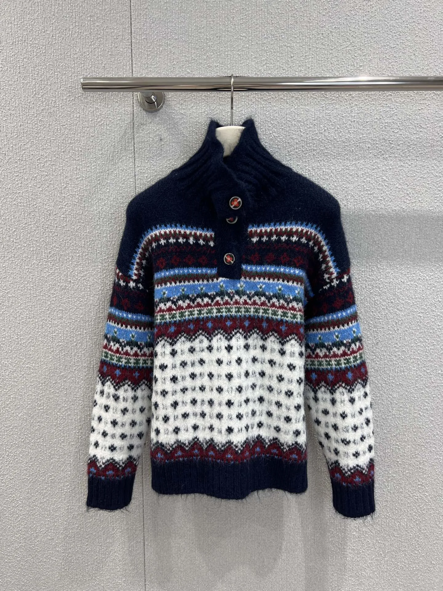 カシミヤ フェアアイル柄 ハイネックセーター シャネル セーター コピー プルオーバー カシミヤ フェアアイル柄 ハイネックセーター シャネル セーター コピー プルオーバー