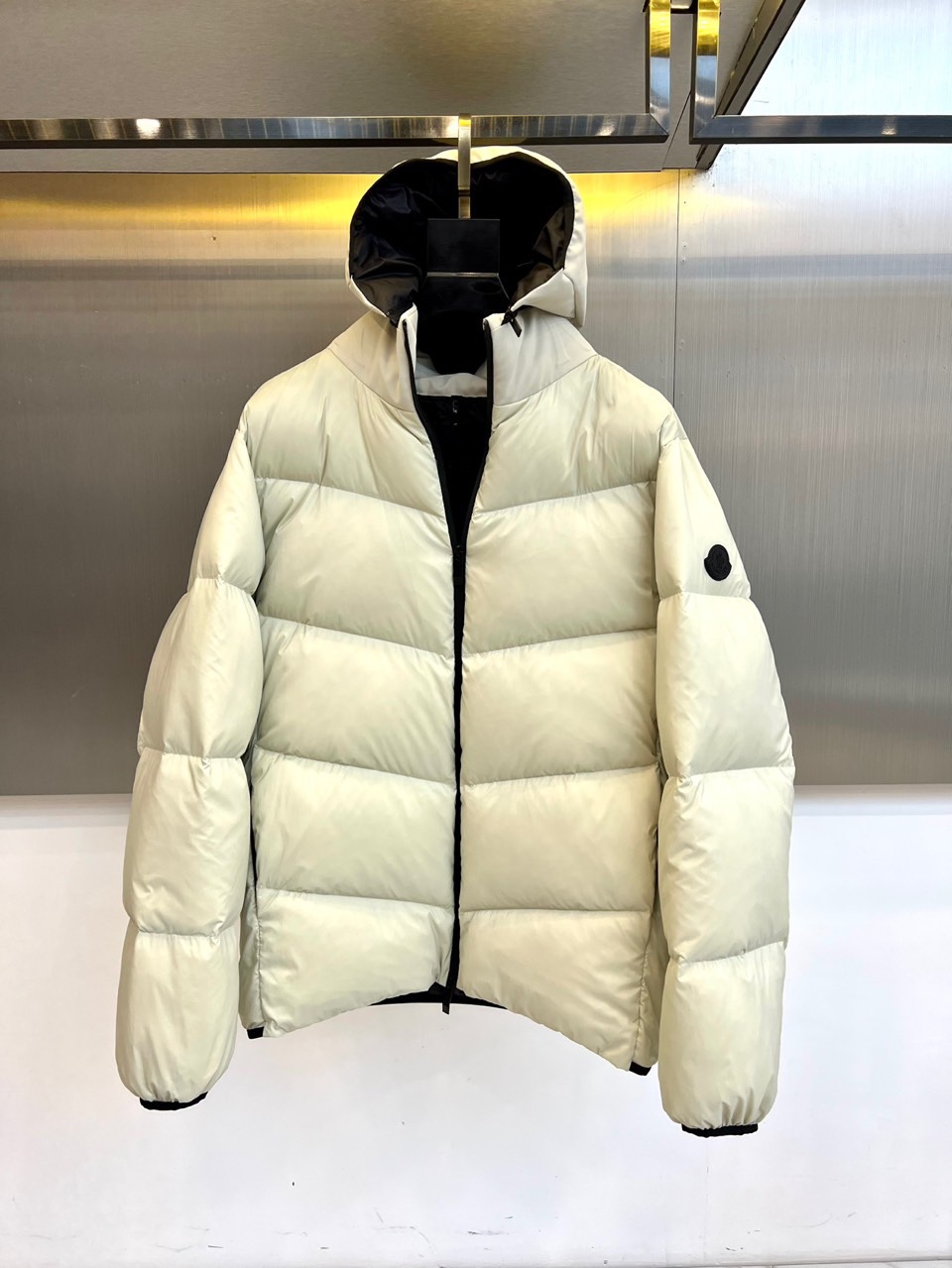 モンクレール WASHIBA 楽天市場】MONCLER モンクレール ダウンジャケット メンズ アウター