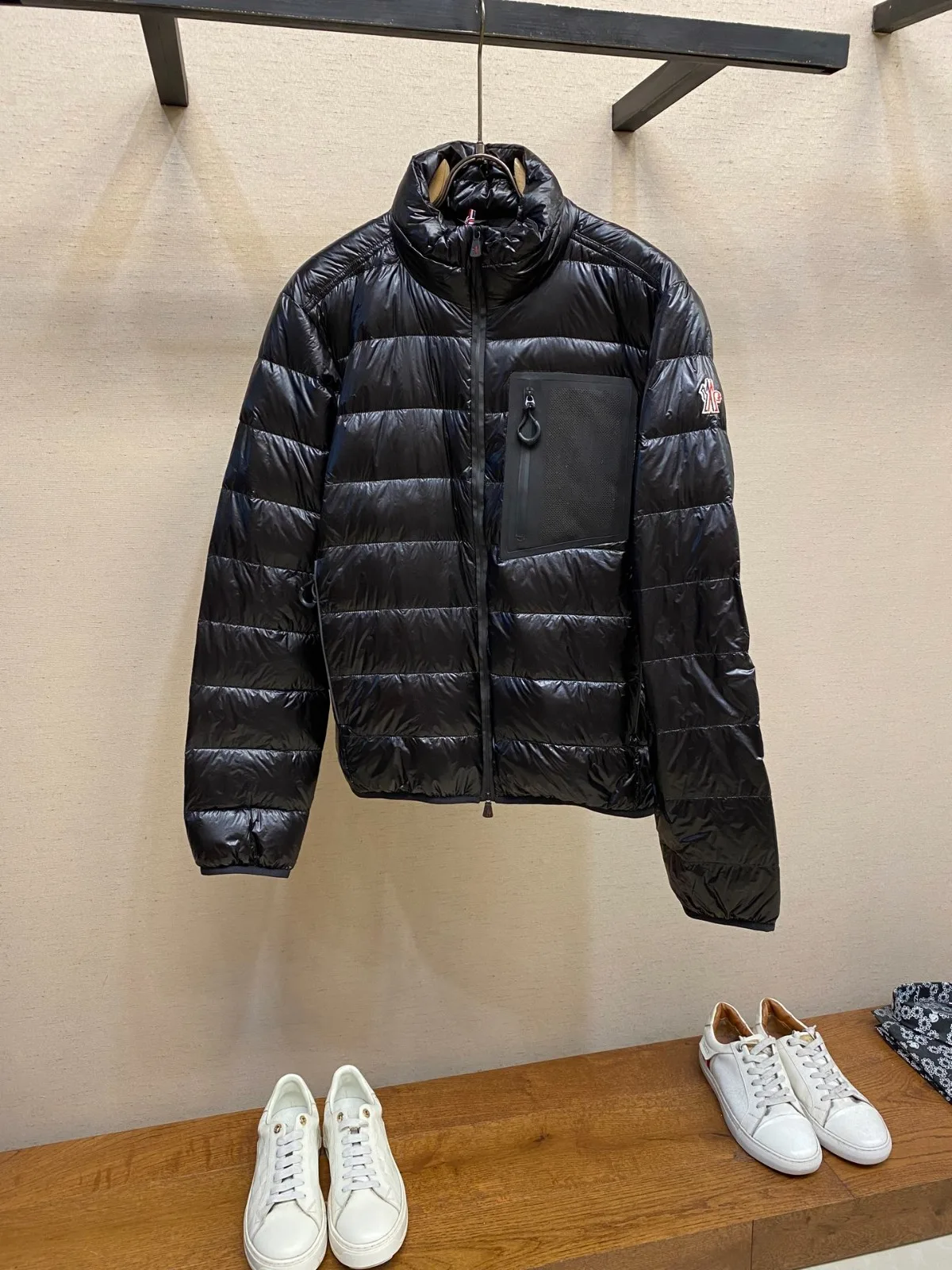 人気 FRASER パッカブル ダウンブルゾン モンクレール ダウンジャケット コピー ブラック 人気 FRASER パッカブル ダウンブルゾン モンクレール ダウンジャケット コピー ブラック