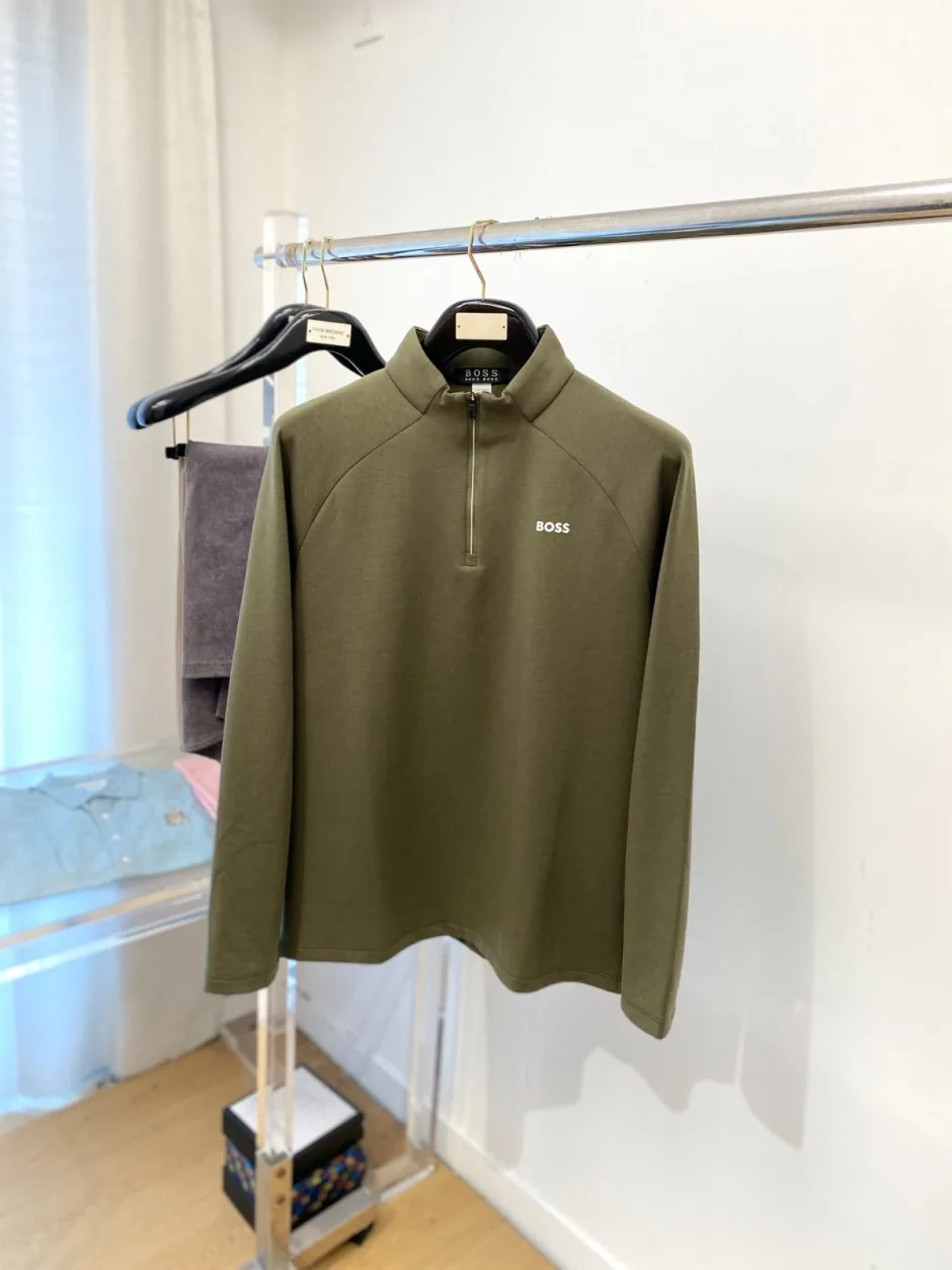 シンプル 洗練された ヒューゴ・ボス Tシャツ 偽物 胸ロゴ ハーフジップ 長袖Tシャツ グリーン シンプル 洗練された ヒューゴ・ボス Tシャツ 偽物 胸ロゴ ハーフジップ 長袖Tシャツ グリーン