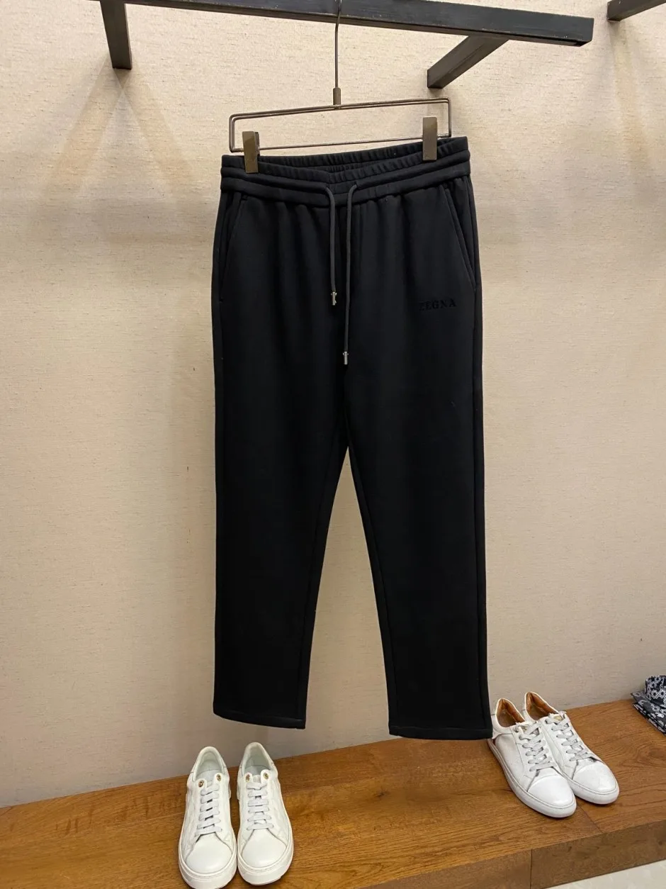 シンプル カジュアル スウェットパンツ エルメネジルド・ゼニア パンツ 偽物 ブラック シンプル カジュアル スウェットパンツ エルメネジルド・ゼニア パンツ 偽物 ブラック