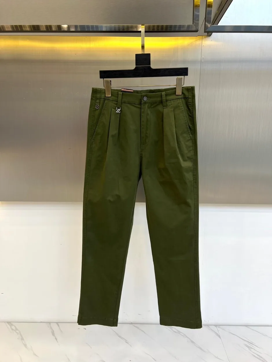 シンプル 洗練された チノパンツ エルメネジルド・ゼニア パンツ 偽物 グリーン シンプル 洗練された チノパンツ エルメネジルド・ゼニア パンツ 偽物 グリーン