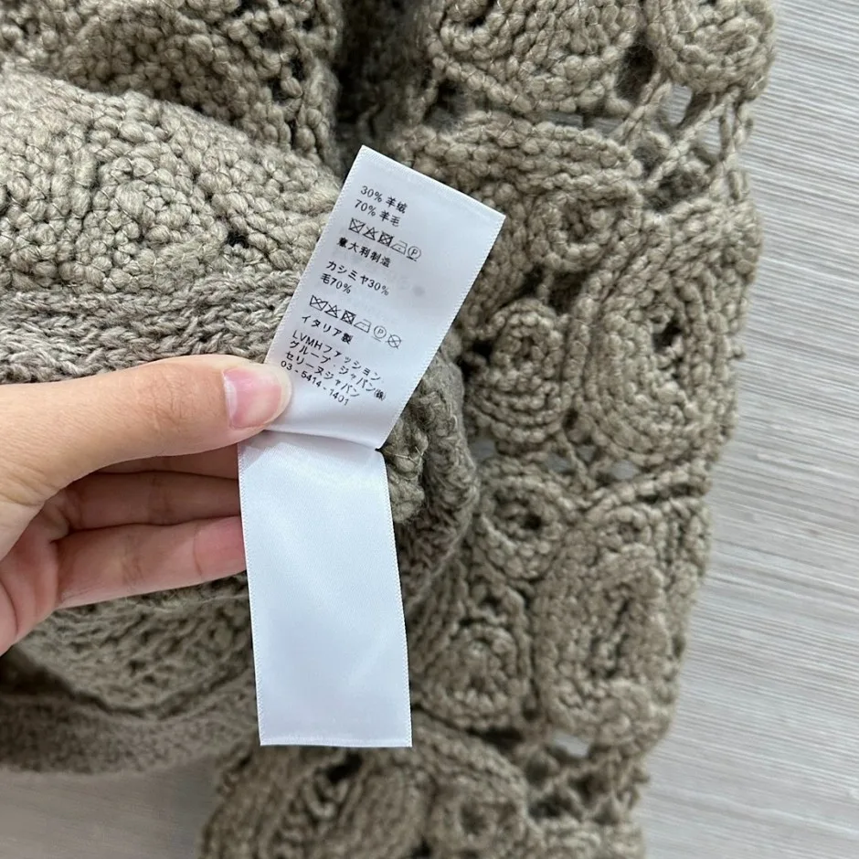 1764215804459048.jpg