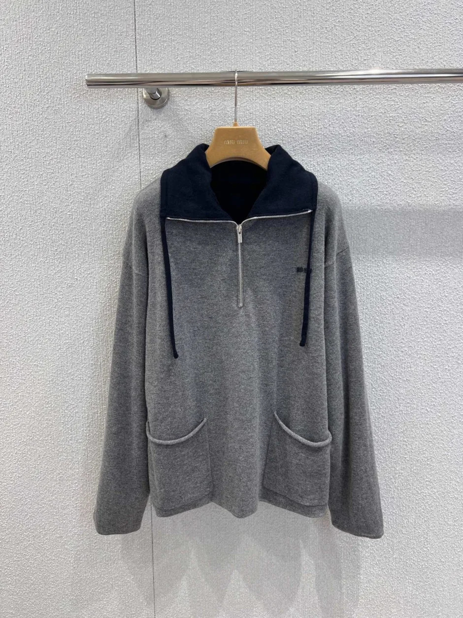 カシミア ハーフジッパー セーター ミュウミュウ ニット 偽物 グレー カシミア ハーフジッパー セーター ミュウミュウ ニット 偽物 グレー