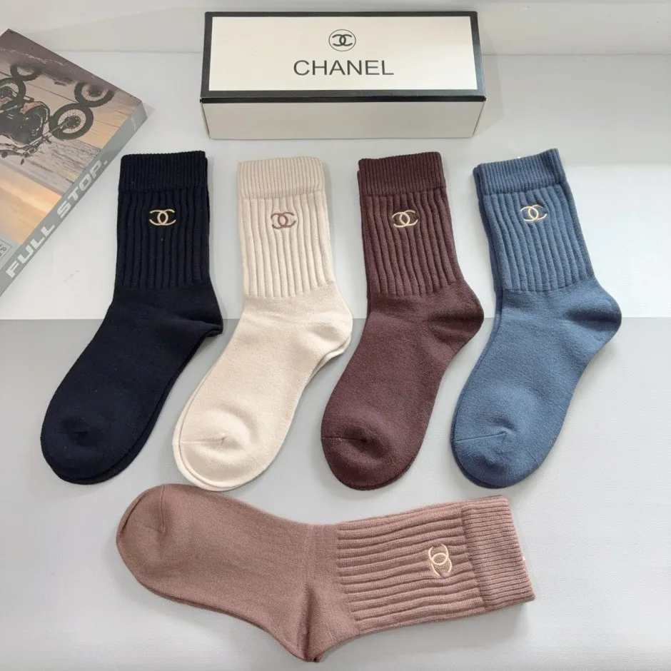 5足セット カシミヤ ソックス シャネル 靴下 コピー 合わせやすい 5足セット カシミヤ ソックス シャネル 靴下 コピー 合わせやすい