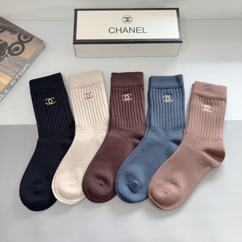 CHANELカシミヤ靴下 5足セット カシミヤ ソックス シャネル 靴下 コピー 合わせやすい