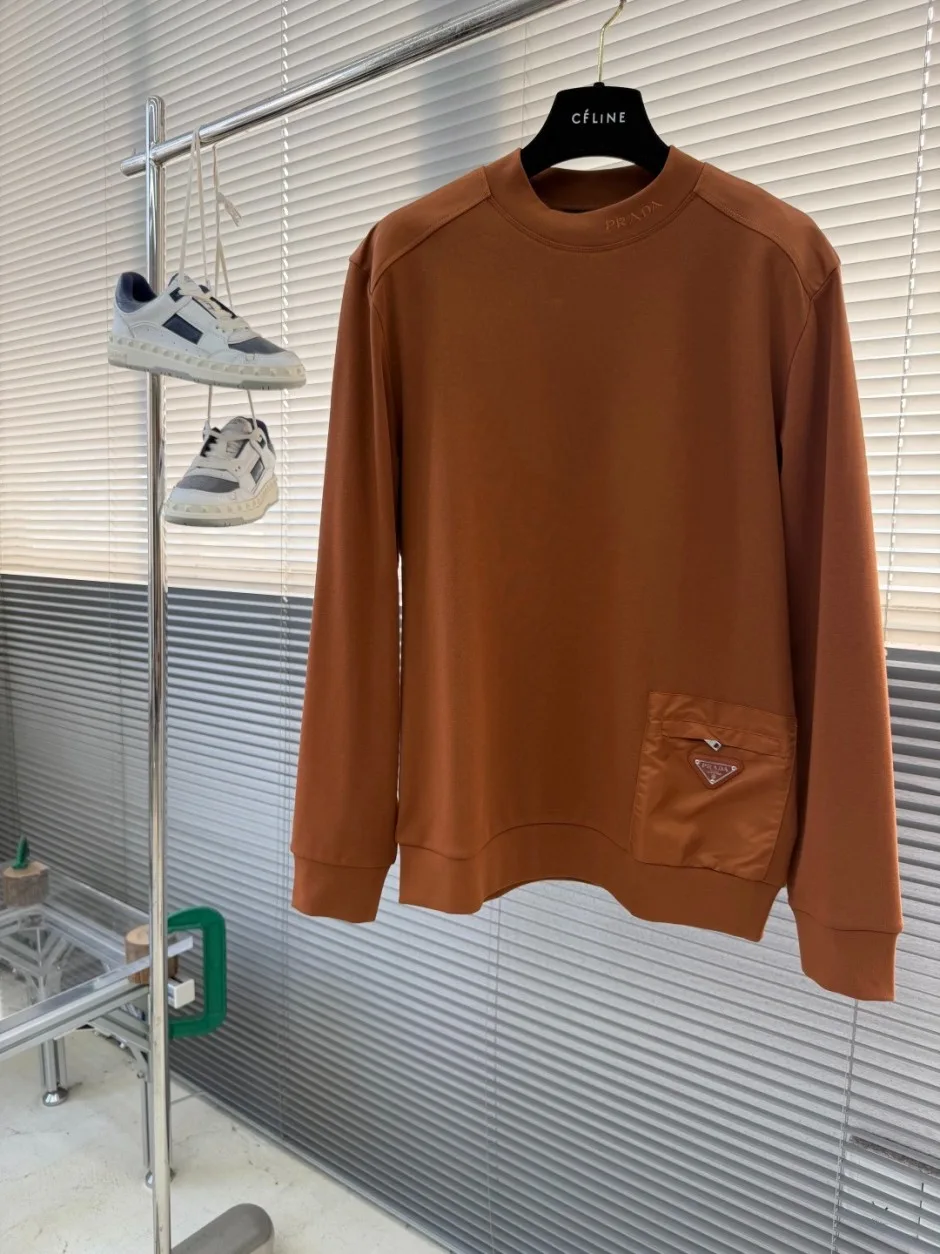 プラダ Tシャツ 偽物 シンプル カジュアル スウェットシャツ ブラウン プラダ Tシャツ 偽物 シンプル カジュアル スウェットシャツ ブラウン