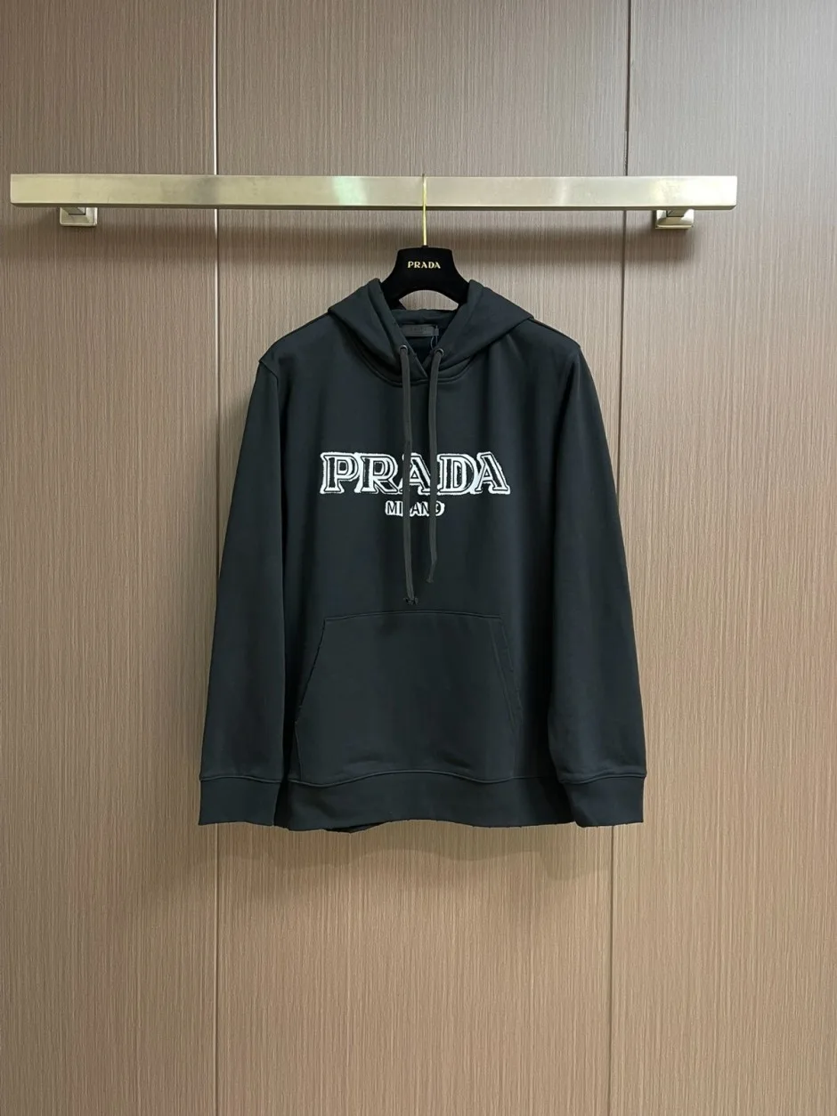 ga258570　プラダ　パーカー　黒 ga258570 プラダ パーカー 黒 中古・古着通販】PRADA (プラダ