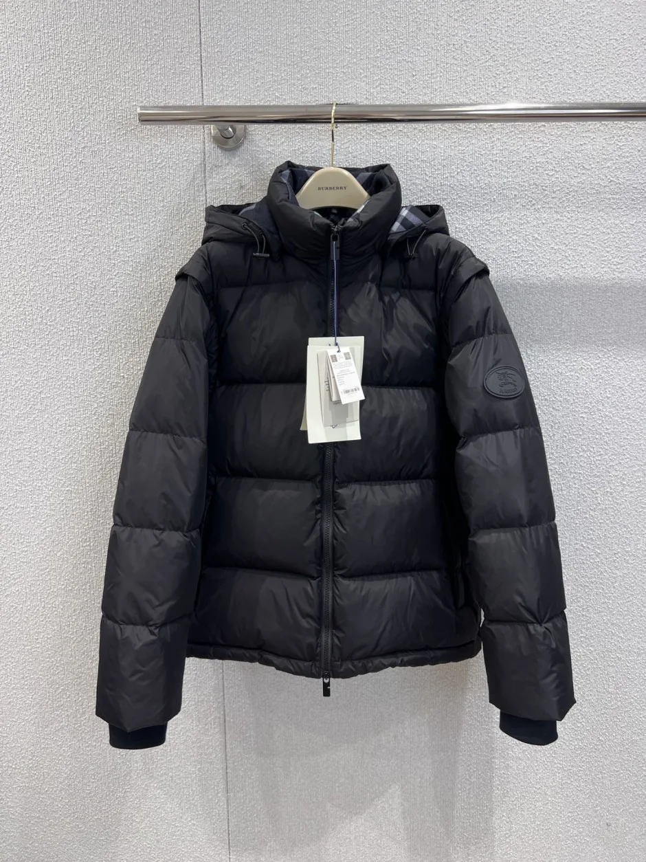 2WAY 定番 おしゃれ バーバリー ダウンジャケット コピー ブラック 2WAY 定番 おしゃれ バーバリー ダウンジャケット コピー ブラック