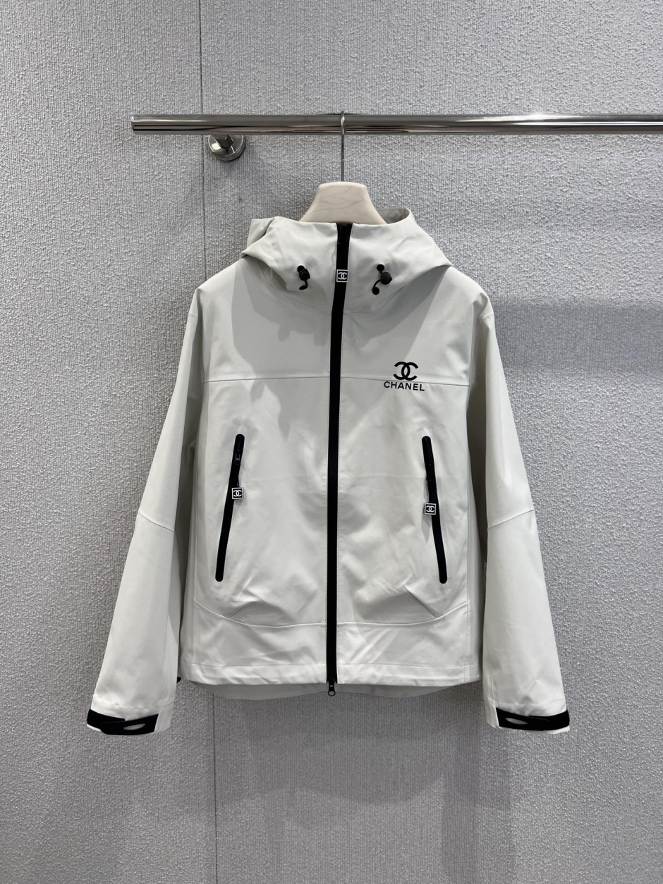 カジュアル 洗練された フーデッドブルゾン シャネル ジャケット 偽物